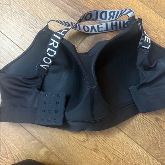 Black Women's Sports Bra - Picture 2 of 3
